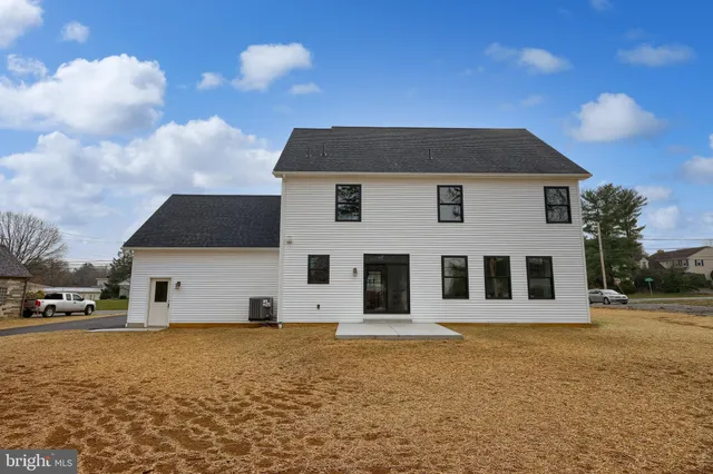 $719,900 | 514 Woodcrest Avenue, Lititz, PA 17543