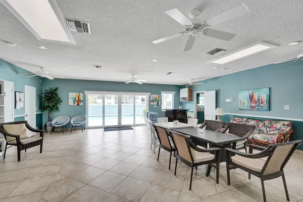 $275,000 | 1501 South Ocean Boulevard, Unit 301, Lauderdale-by-the-Sea, FL 33062