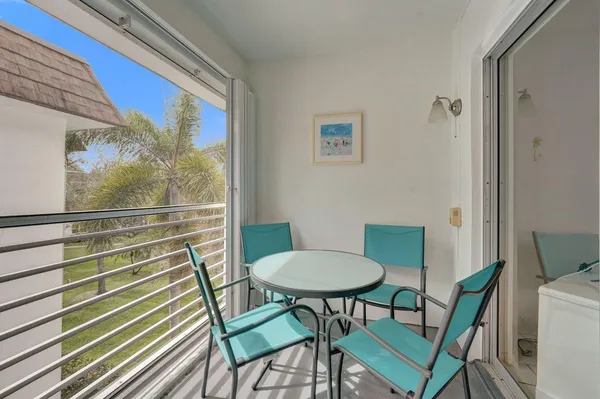 $275,000 | 1501 South Ocean Boulevard, Unit 301, Lauderdale-by-the-Sea, FL 33062