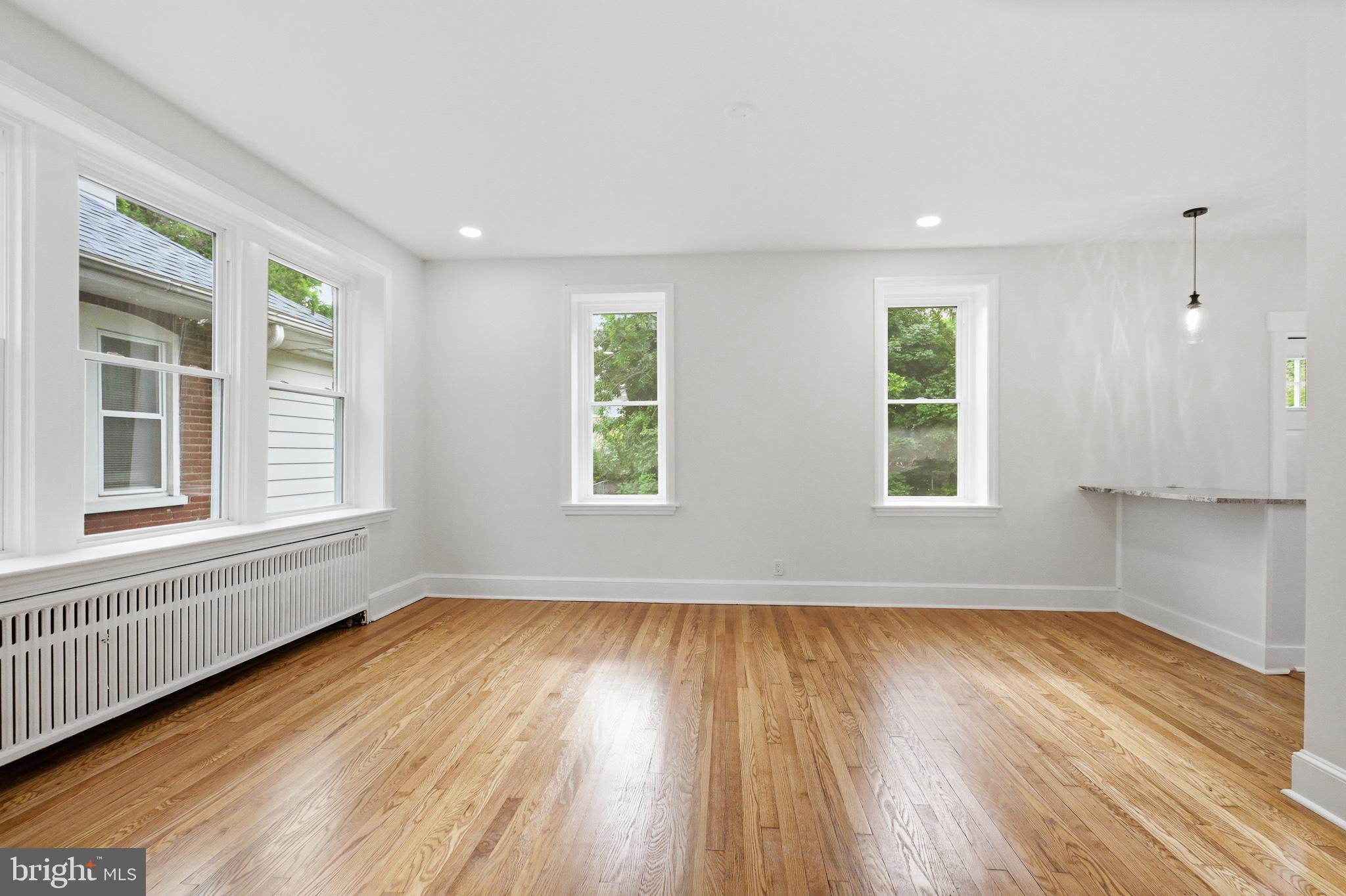 161 East Avon Road Brookhaven, PA 19015 - Photo 10 of 28