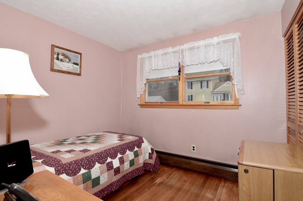 36 Sunflower Road Holbrook, MA 02343 - Photo 13 of 25 Gallery Image 13