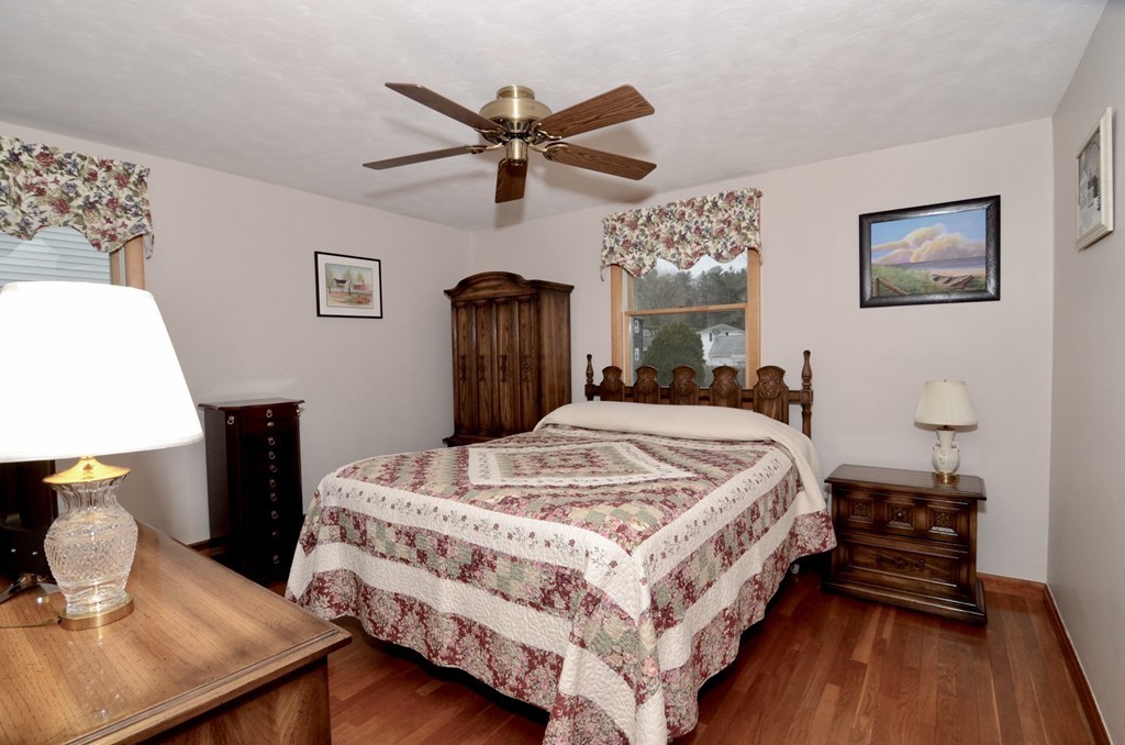36 Sunflower Road Holbrook, MA 02343 - Photo 10 of 25 Gallery Image 10
