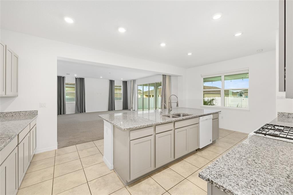 7635 Southwest 64th St Road Ocala, FL 34474 - Photo 19 of 86