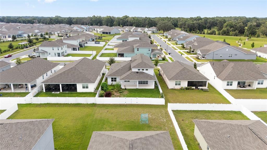7635 Southwest 64th St Road Ocala, FL 34474 - Photo 83 of 86 a view of residential houses with outdoor space and river view