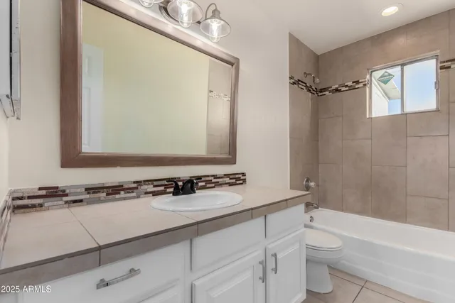 $274,999 | 2555 East Mobile Lane, Phoenix, AZ 85040