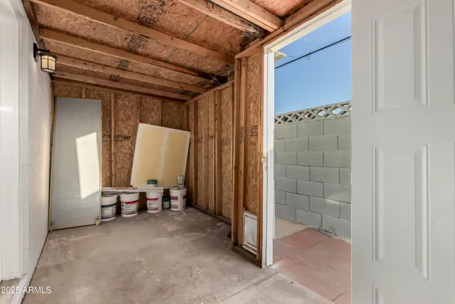 $274,999 | 2555 East Mobile Lane, Phoenix, AZ 85040