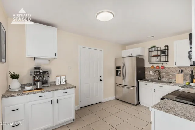 $274,999 | 2555 East Mobile Lane, Phoenix, AZ 85040