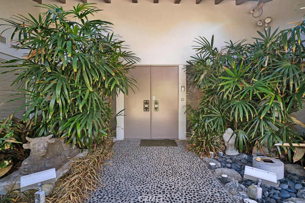 18912 Blackhawk Street Porter Ranch, CA 91326 - Photo 7 of 48 a view of a garden with plants