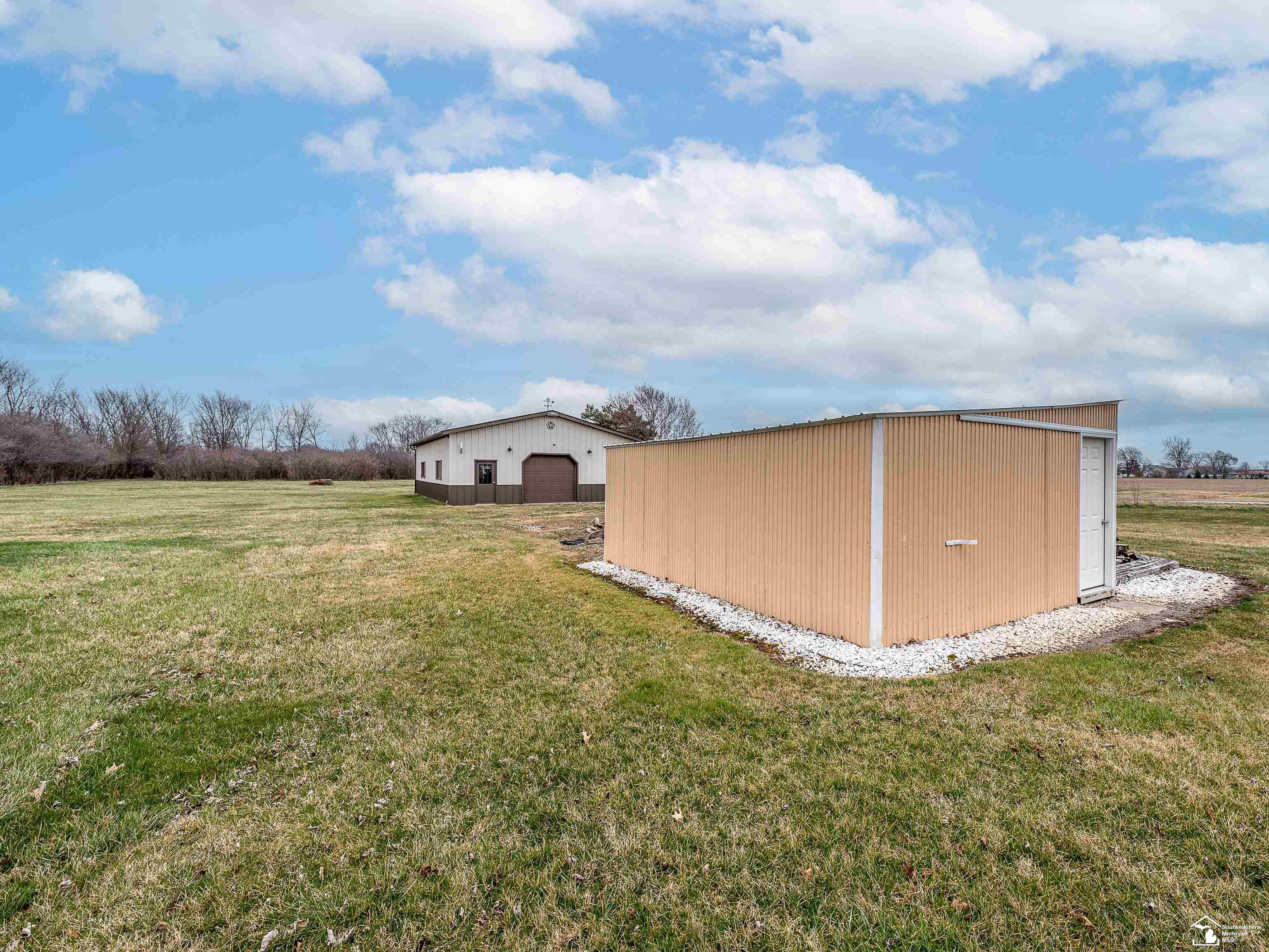 8494 Armstrong Road Newport, MI 48166 - Photo 23 of 40 50137614-e5d56e3f-0634-4b99-a4ec-ac3b3ebbee32.JPG