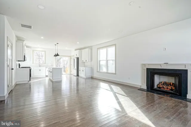 $419,890 | 308 Oak Street, Williamstown, NJ 08094