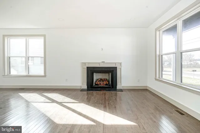 $419,890 | 308 Oak Street, Williamstown, NJ 08094