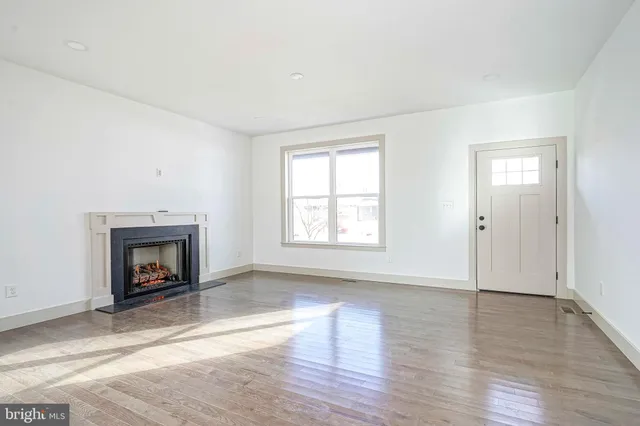 $419,890 | 308 Oak Street, Williamstown, NJ 08094