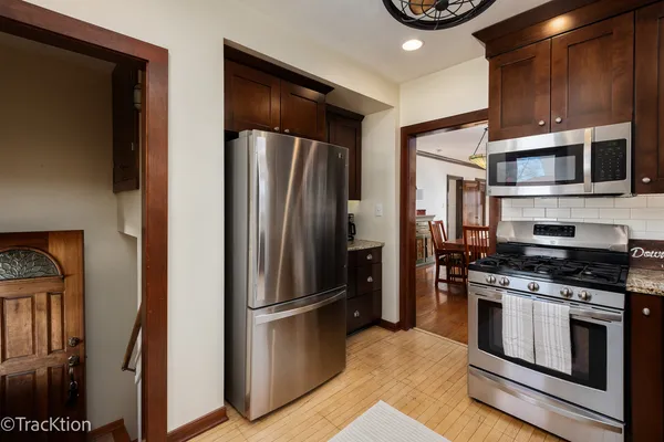 $569,000 | 628 Franklin Street, Downers Grove, IL 60515