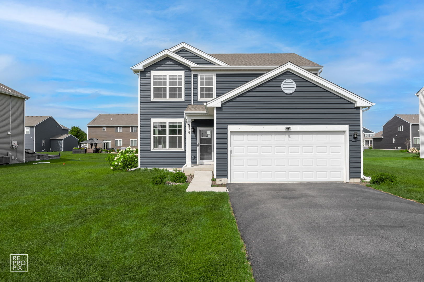 714 Juniper Street Oswego, IL 60543 - Photo 1 of 13