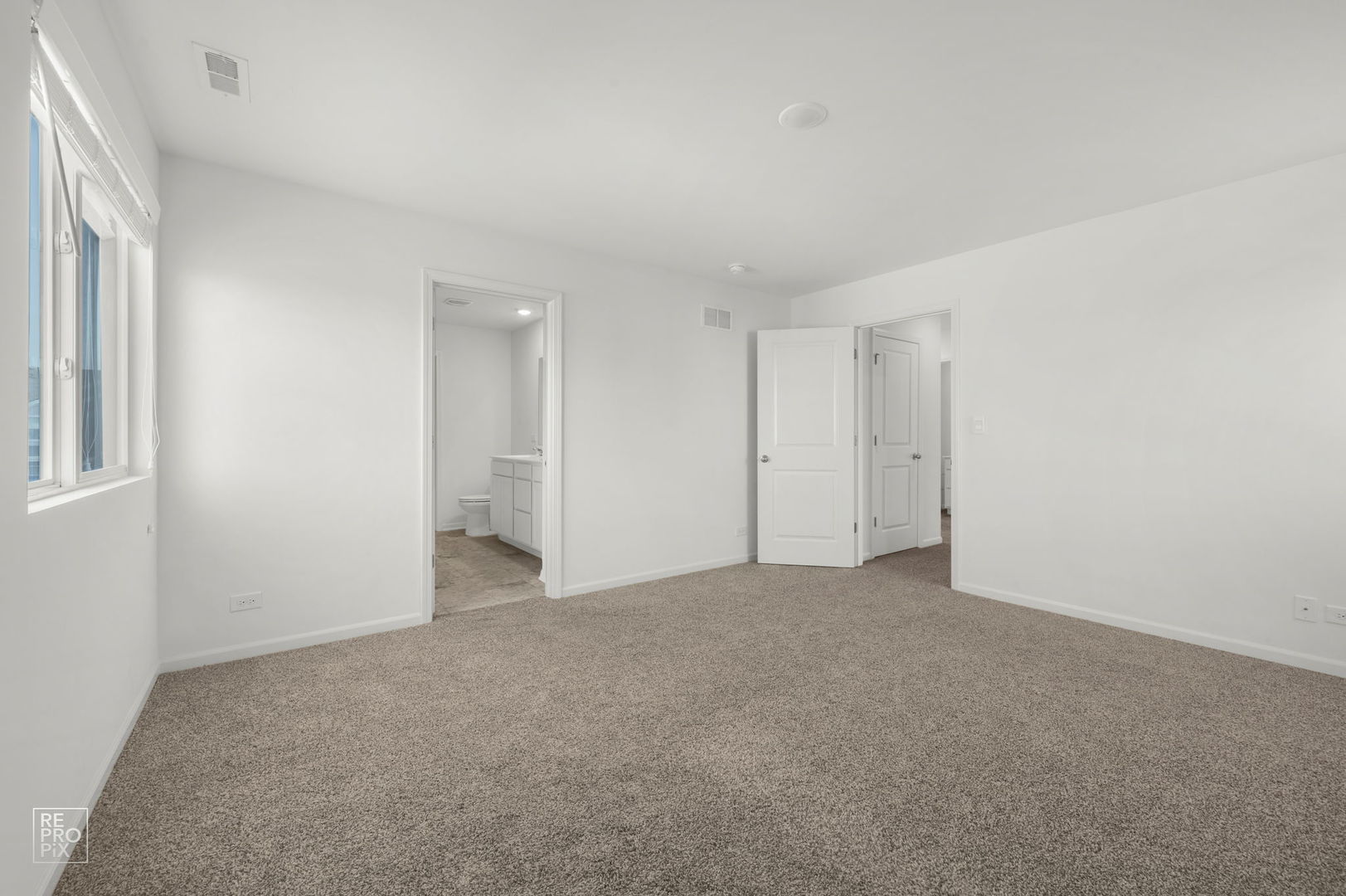 714 Juniper Street Oswego, IL 60543 - Photo 8 of 13