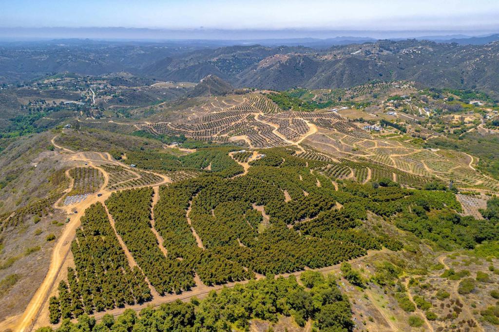 45000 Rancho Fallbrook Road Temecula, CA 92590 - Photo 15 of 37