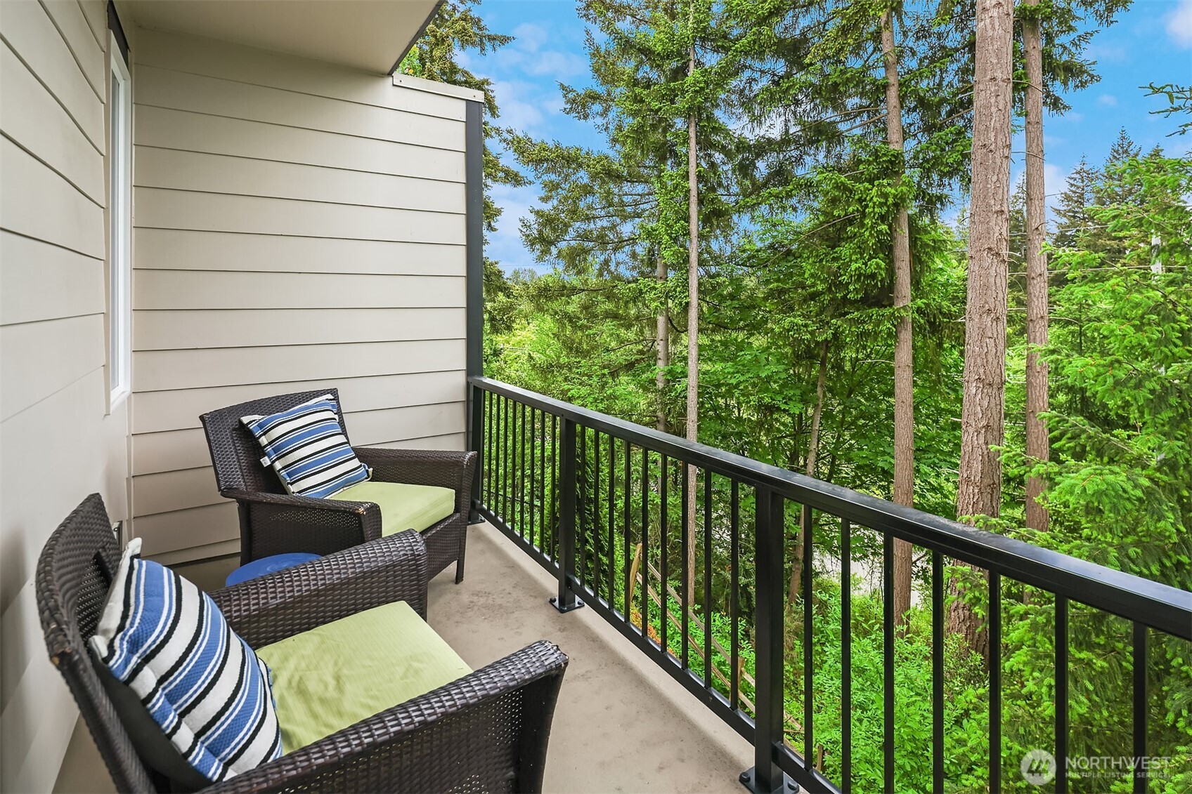 1325 Seattle Hill Road, Unit F2 Bothell, WA 98012 - Photo 7 of 23