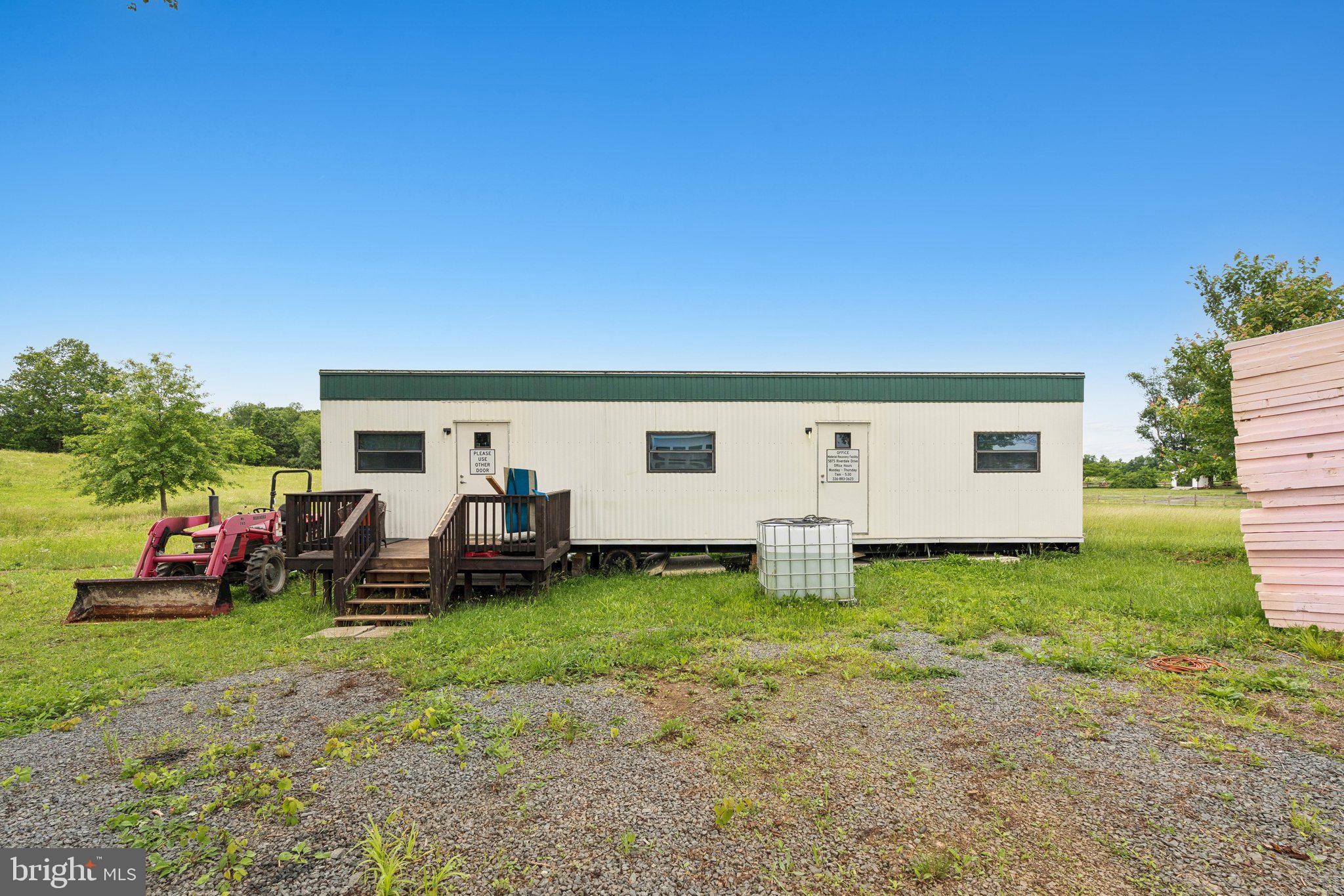 7285 Opal Road Warrenton, VA 20186 - Photo 28 of 34 a view of a house with backyard