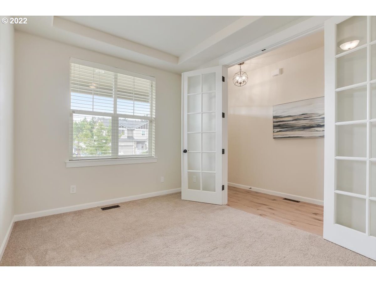 19366 South Pease Road Oregon City, OR 97045 - Photo 2 of 28 Gallery Image 2