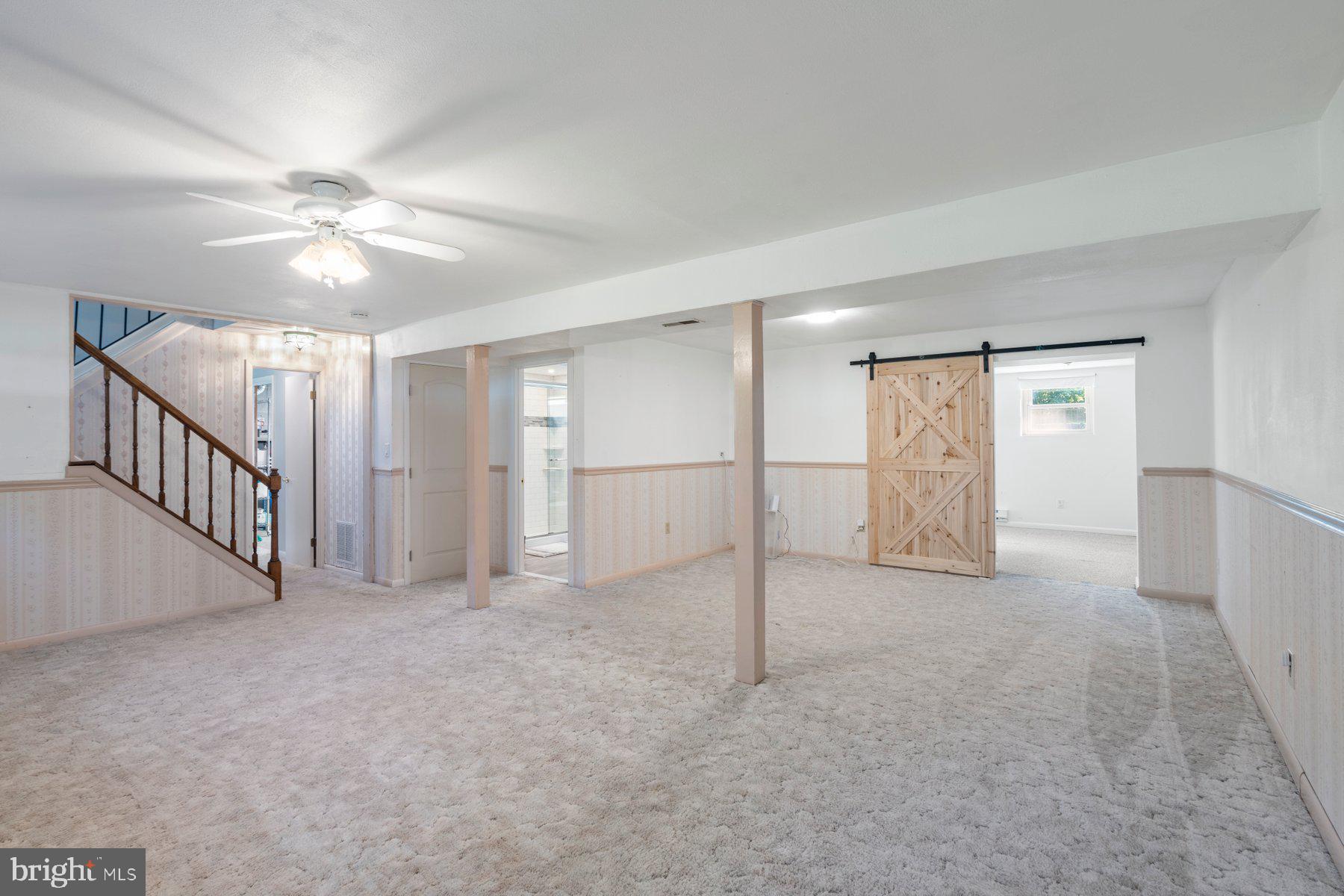 6150 Hunt Club Road Elkridge, MD 21075 - Photo 22 of 35 Family/Club Room