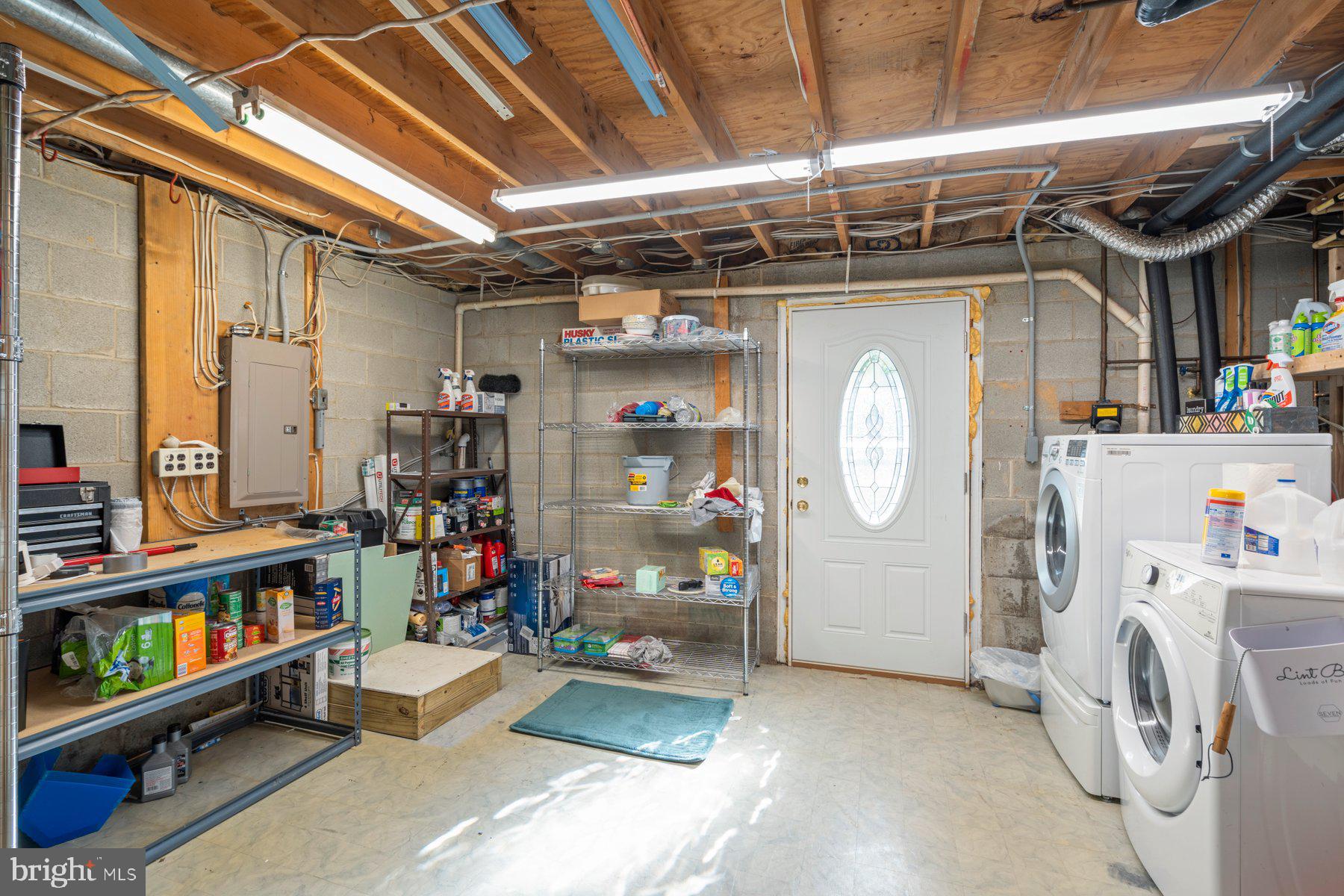6150 Hunt Club Road Elkridge, MD 21075 - Photo 28 of 35 Laundry