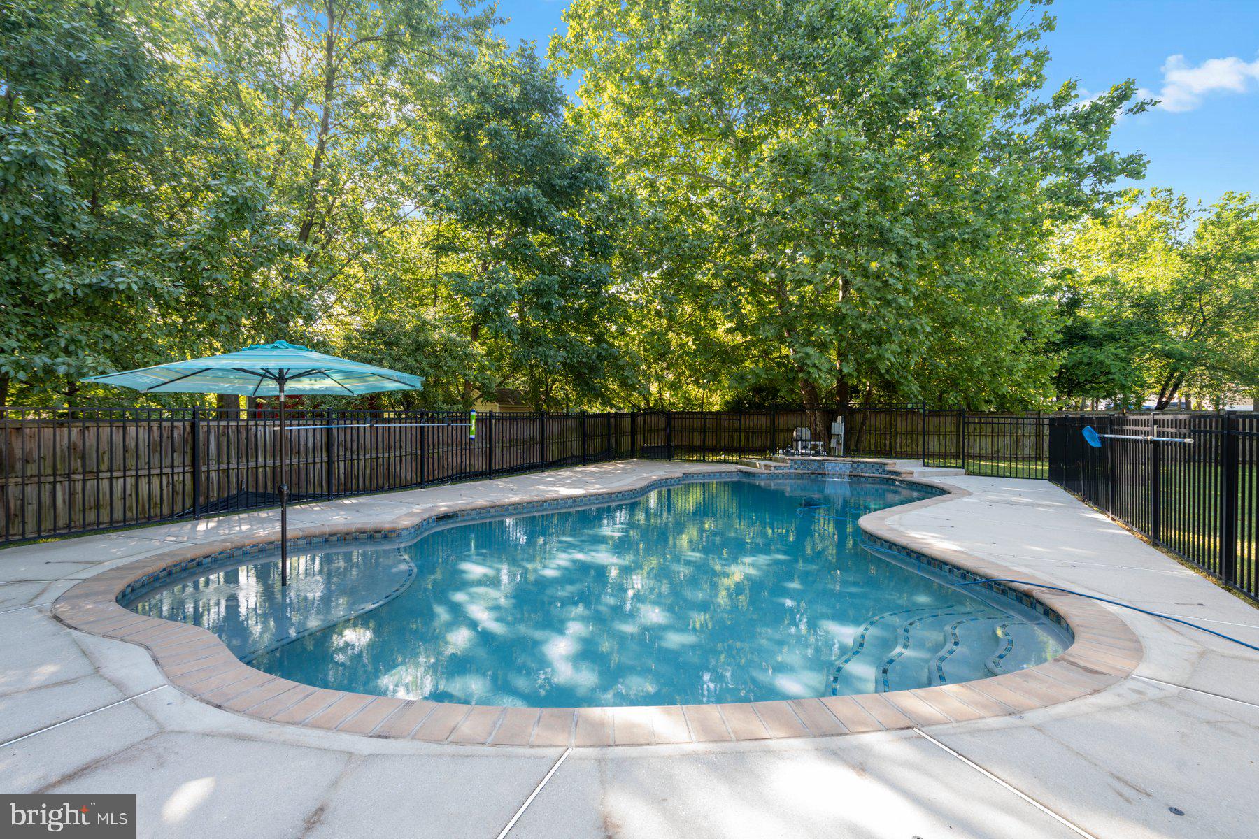 6150 Hunt Club Road Elkridge, MD 21075 - Photo 29 of 35 Pool