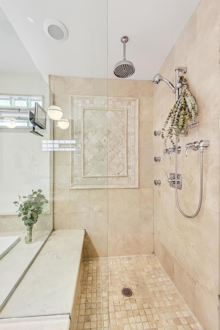 2320 West Belden Avenue Chicago, IL 60647 - Photo 11 of 36 a bathroom with a shower
