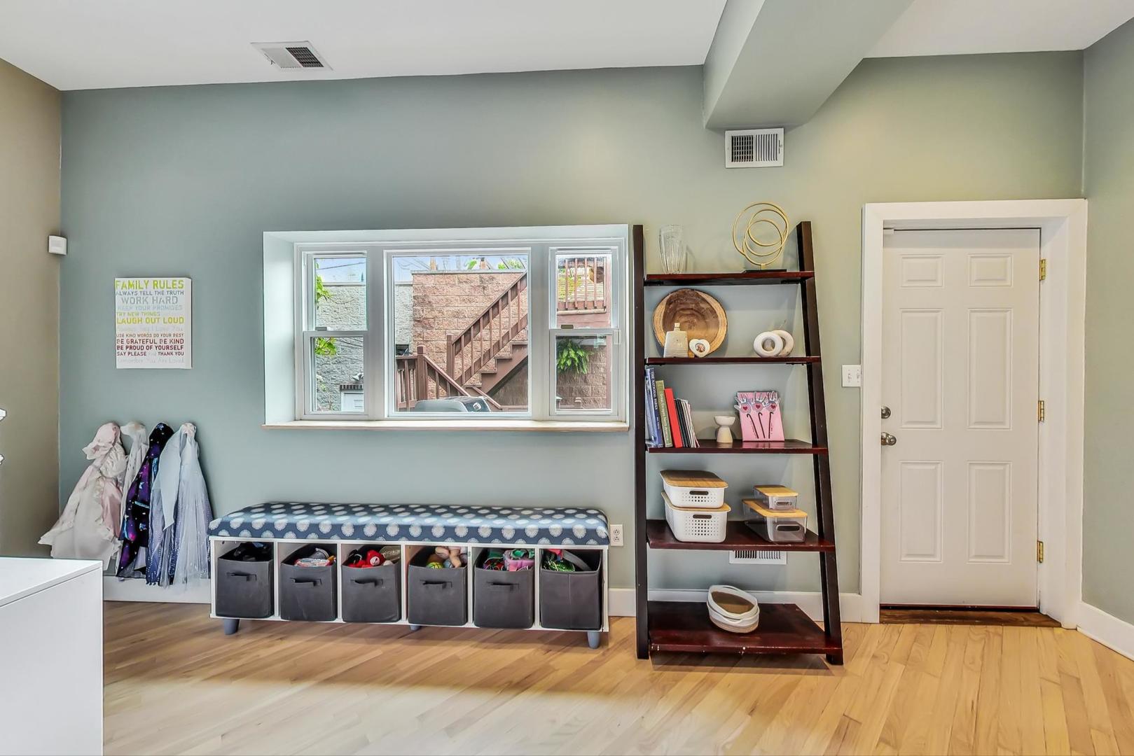 2320 West Belden Avenue Chicago, IL 60647 - Photo 16 of 36 a view of a room with gym equipment