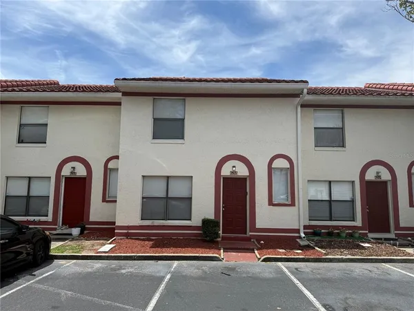 $2,400 | 6266 Yorktown Drive, Unit 179, Orlando, FL 32807