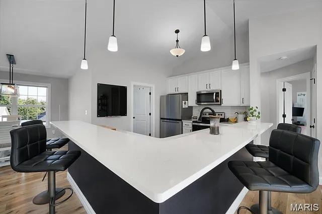 $328,500 | 178 Hank's Close Court, Unit 178 STB, Washington, MO 63090