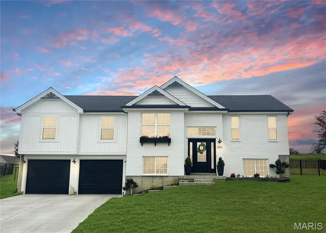 $328,500 | 178 Hank's Close Court, Unit 178 STB, Washington, MO 63090