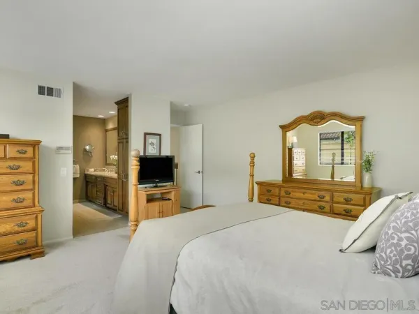 $1,790,000 | 1981 Avenida Joaquin, Encinitas, CA 92024