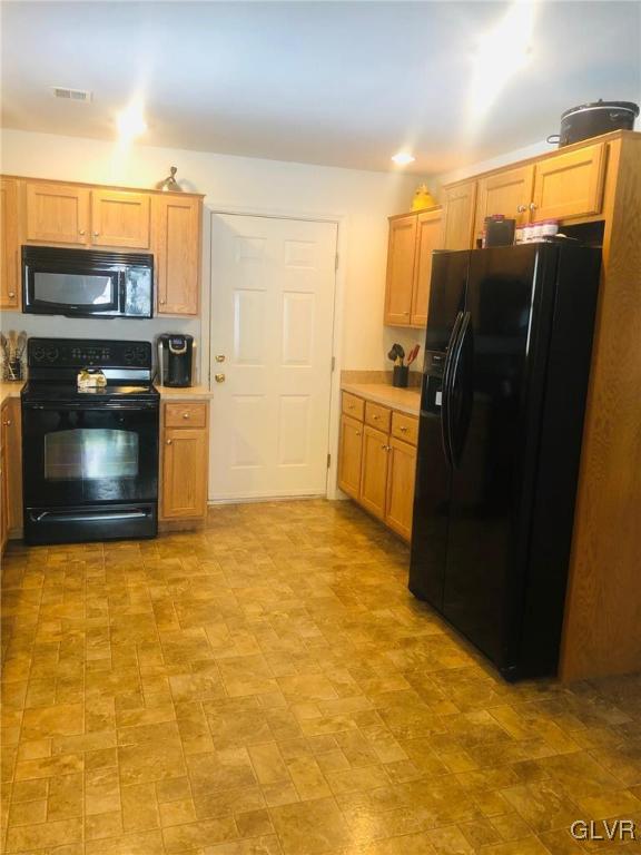4844 Yorkshire Road Walnutport, PA 18088 - Photo 7 of 28 Gallery Image 7