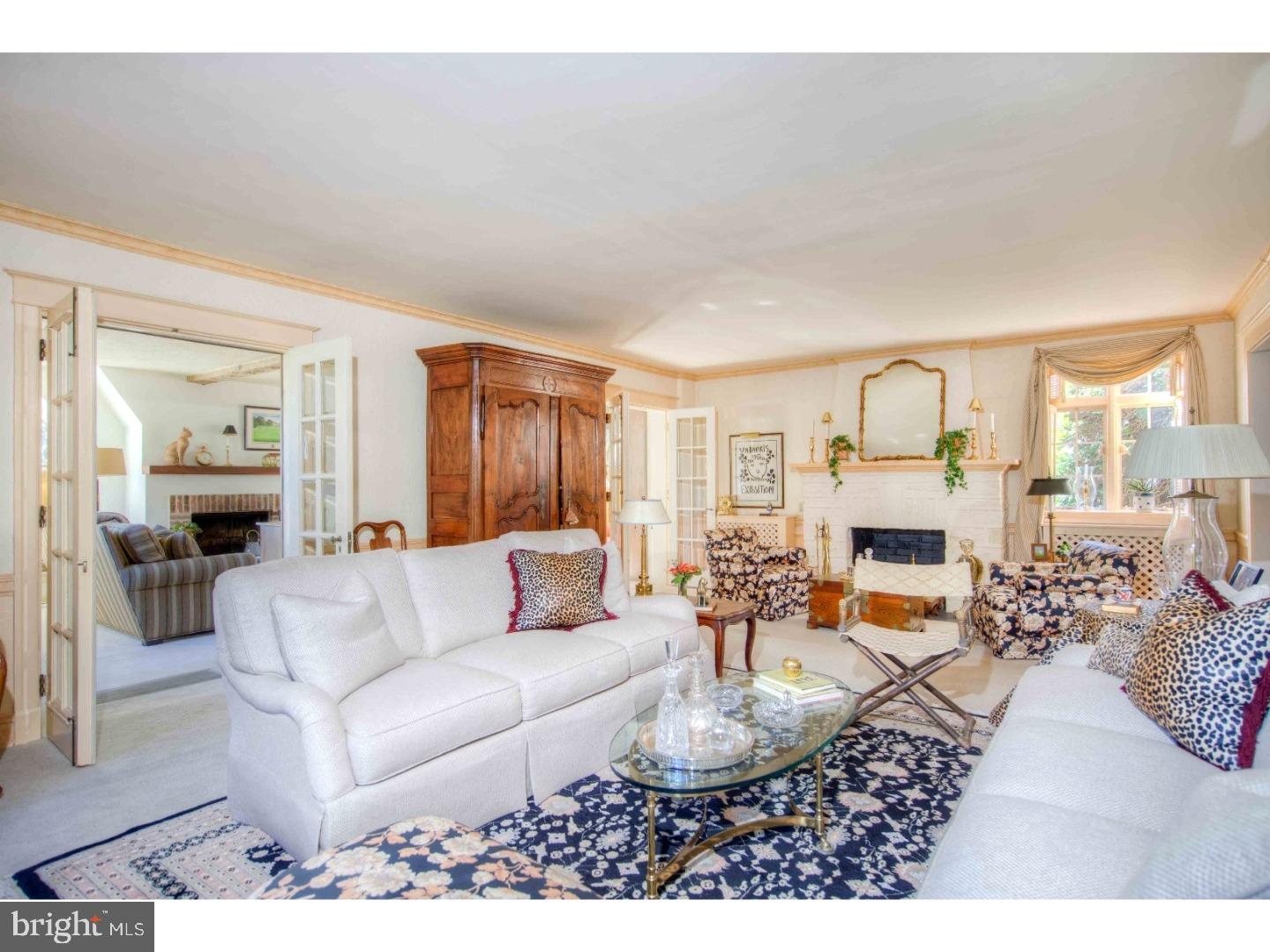 620 Baeder Road Jenkintown, PA 19046 - Photo 6 of 25 Living Room