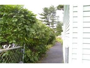 2 Russell Street Rochester, NH 03867 - Photo 2 of 5