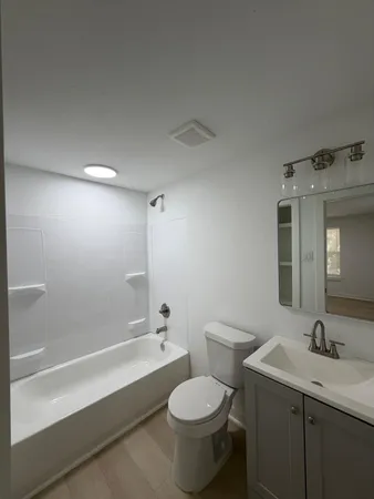 $800 | 201 Lowery Drive, Unit 3, Port Lavaca, TX 77979