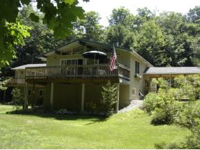 142 Glen Brook Road Stowe, VT 05672 - Photo 11 of 12 Gallery Image 11