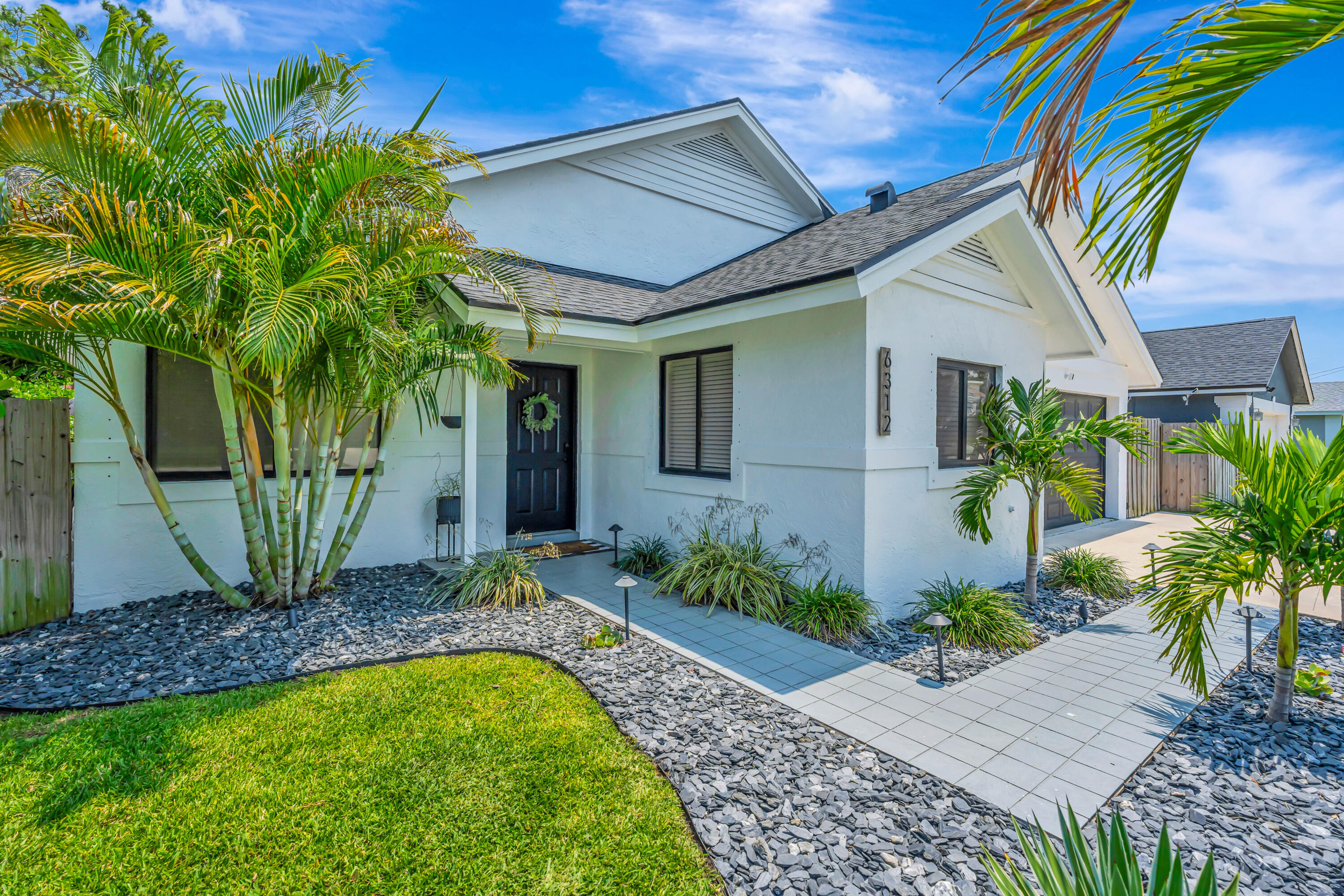 6312 Michael Street Jupiter, FL 33458 - Photo 4 of 66 _MLP0480