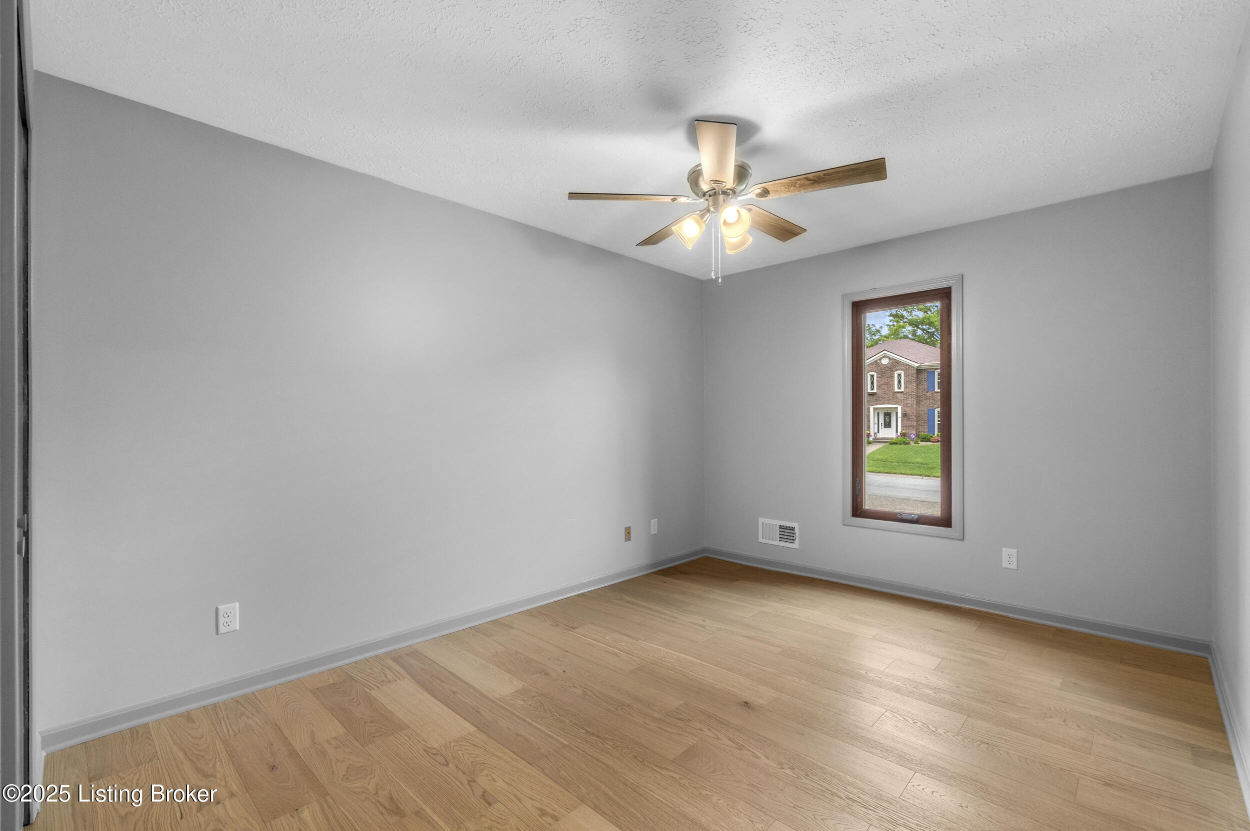 2400 Hayward Road Louisville, KY 40242 - Photo 30 of 47 dsc00535