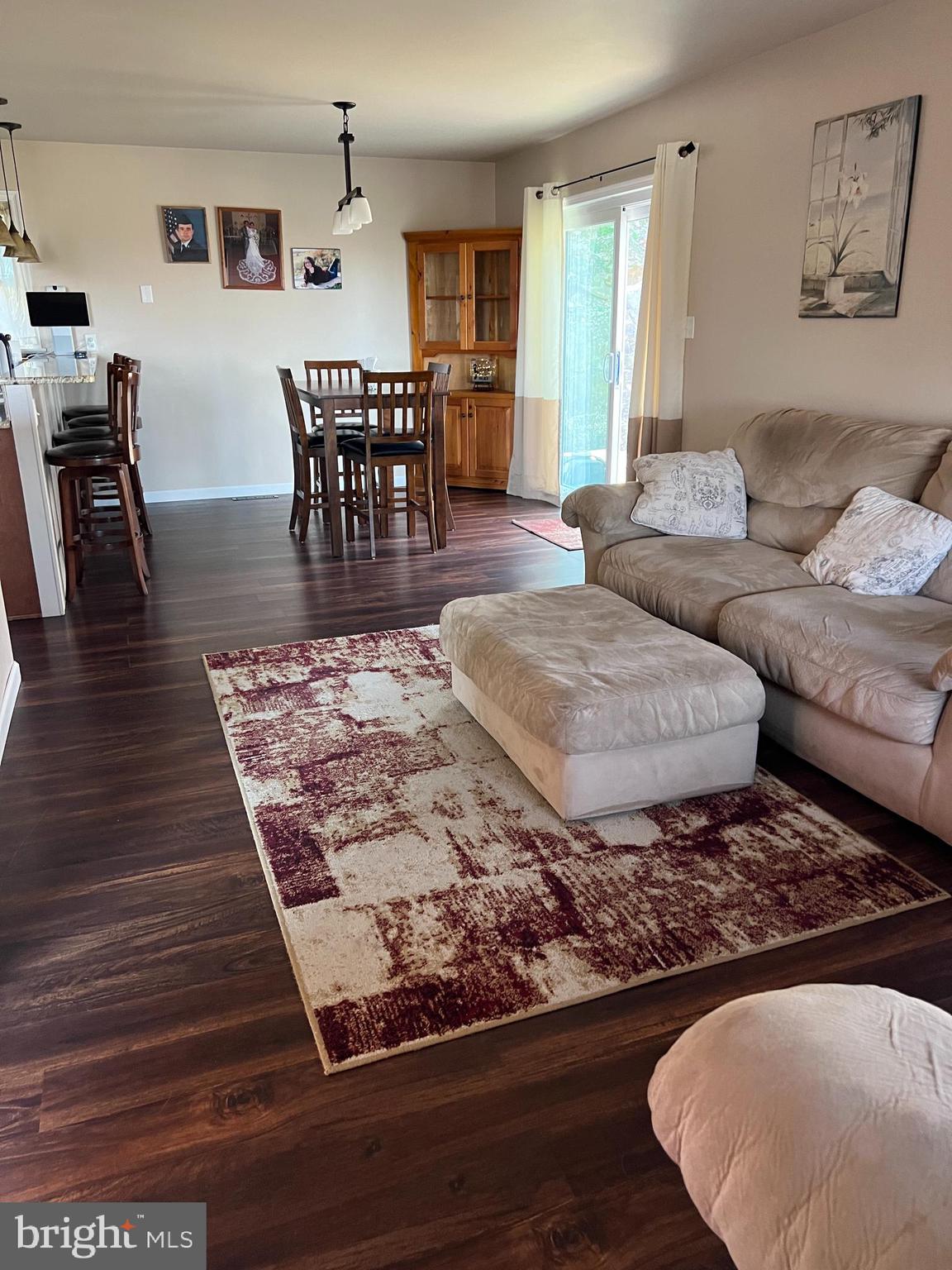 406 Hill Circle Reading, PA 19607 - Photo 6 of 25 Gallery Image 6