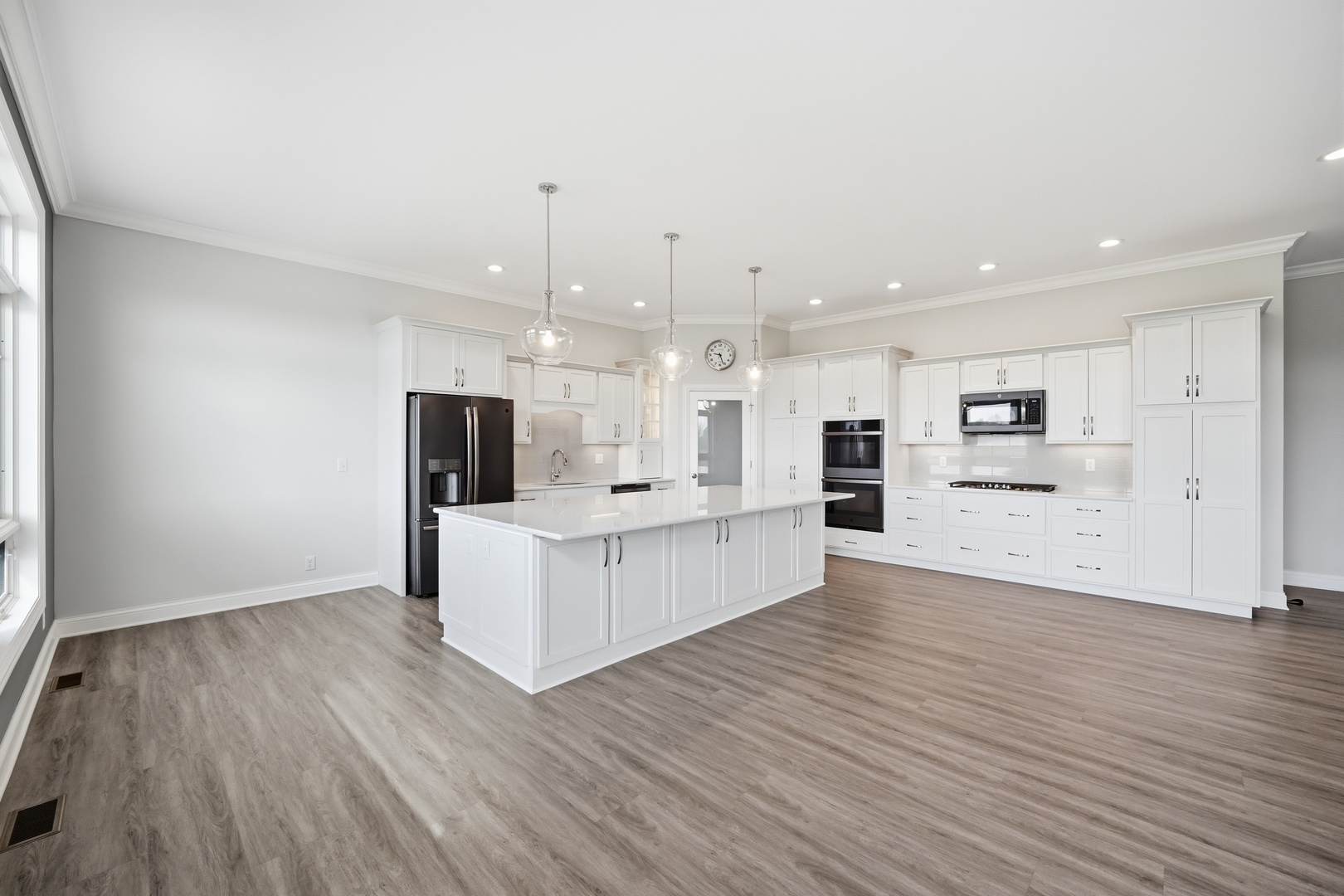 718 Independence Avenue Sycamore, IL 60178 - Photo 12 of 43