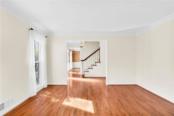 $725,000 | 560 Park Lane Southeast, Marietta, GA 30067