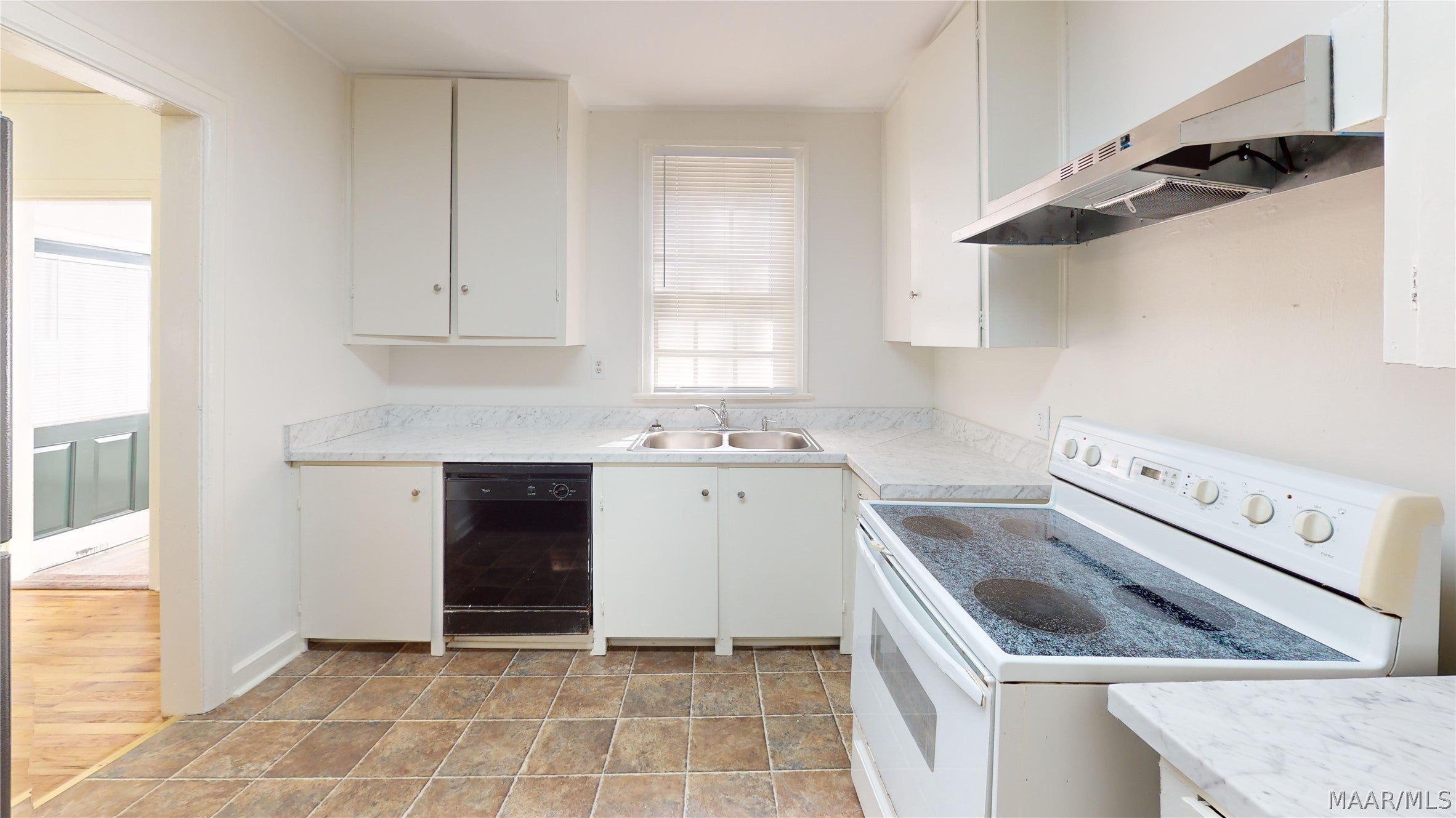 3385 Le Bron Road Montgomery, AL 36106 - Photo 8 of 52 Gallery Image 8