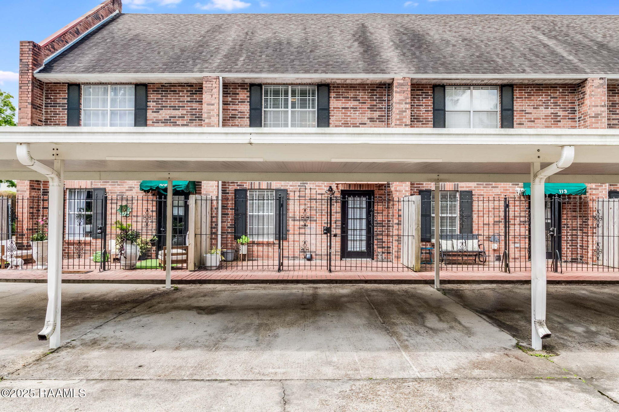 111 Jo Mar Road Lafayette, LA 70508 - Photo 1 of 16 1-web-or-mls-111 Jomar Rd-1