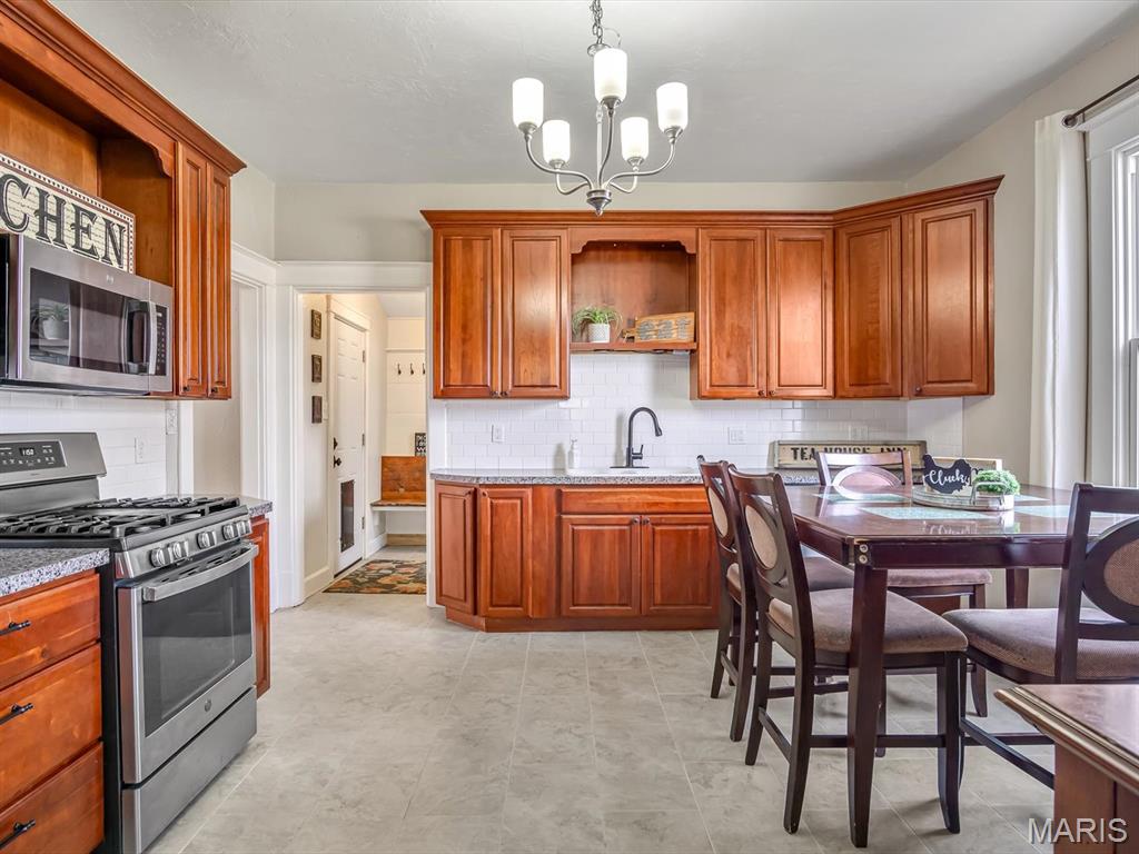 261 South Main Street Hecker, IL 62248 - Photo 9 of 21