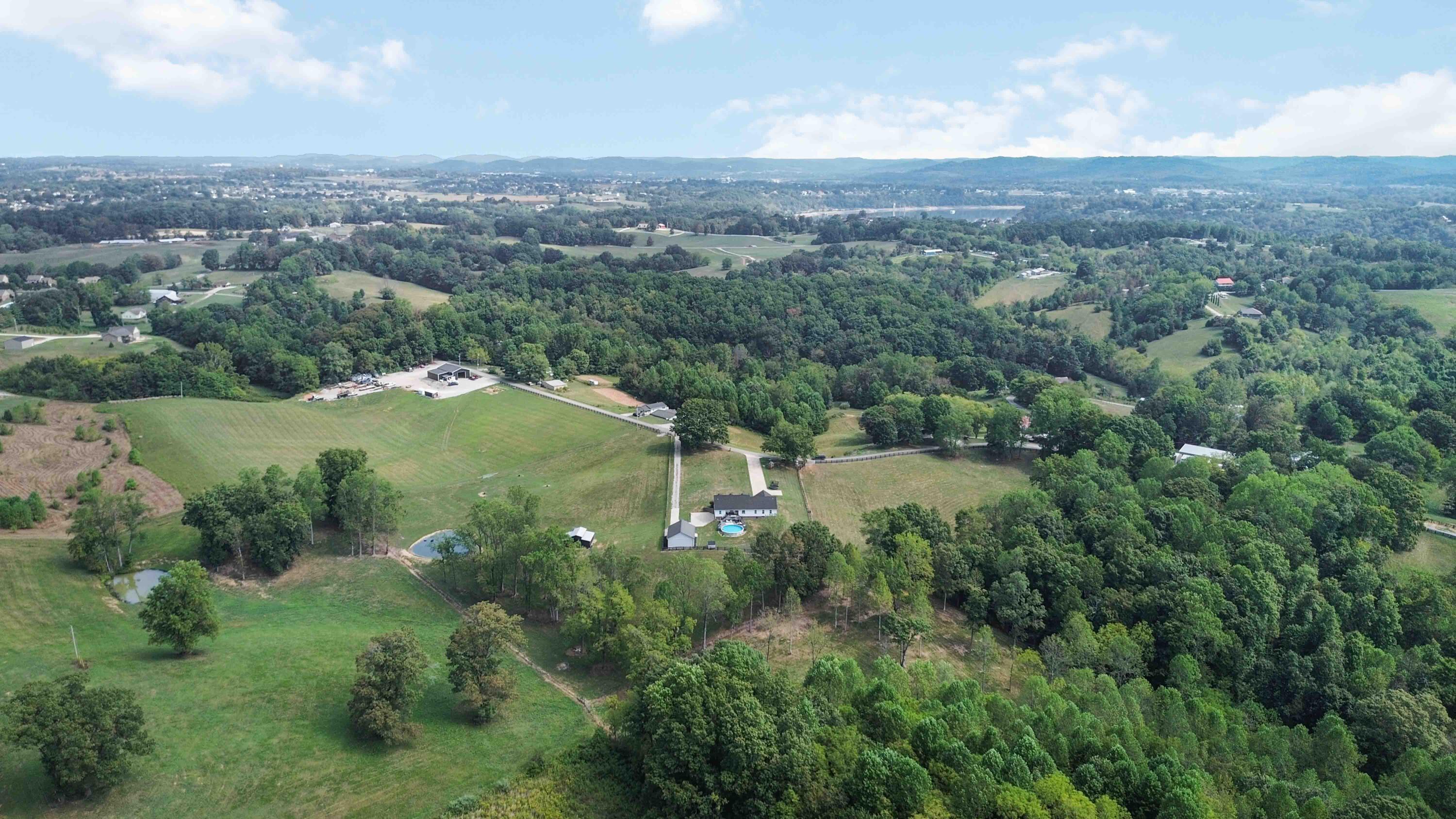 465 Newell Road Somerset, KY 42503 - Photo 58 of 62 057