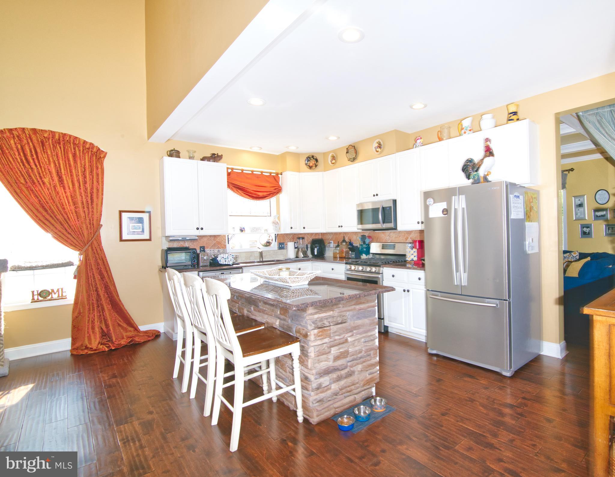 1237 Brighton Avenue Lititz, PA 17543 - Photo 6 of 53