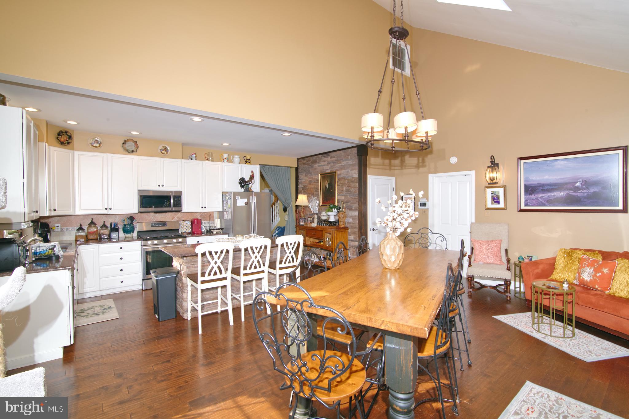1237 Brighton Avenue Lititz, PA 17543 - Photo 9 of 53