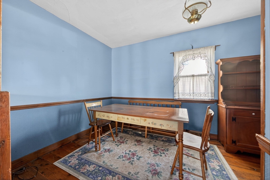 28 Cottage Street Taunton, MA 02780 - Photo 14 of 29