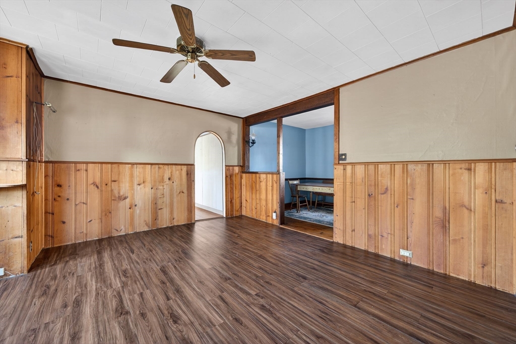 28 Cottage Street Taunton, MA 02780 - Photo 15 of 29